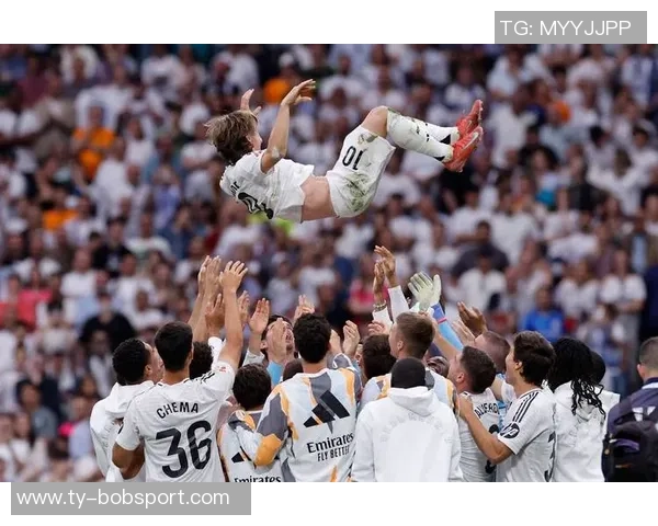 西媒报道莫德里奇希望在皇马退役并主动提出多种降薪方案