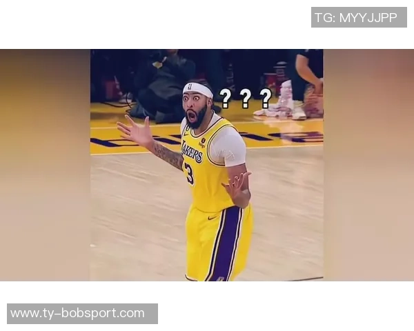 浓眉用表情包回应热议引发网友热讨论究竟什么意思