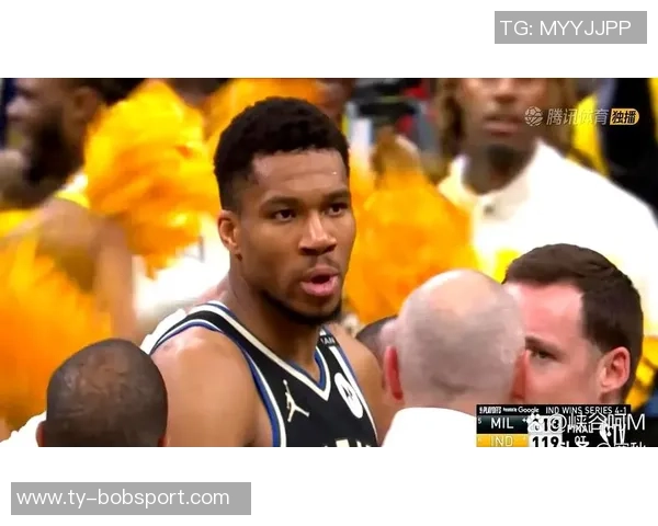 字母哥创历史新高前三场比赛得分破百篮板超四十助攻破十五