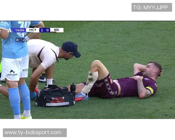 米兰左后卫埃斯图皮尼安国家队受伤脚踝伤势待评估