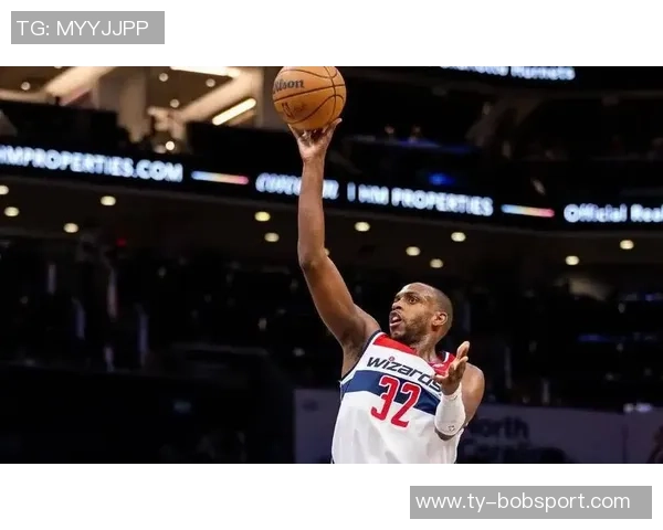 奇才主帅称米德尔顿与CJ经历丰富年轻球员应向他们学习成长 奇才主帅称米德尔顿与CJ经历丰富年轻球员应向他们学习成长