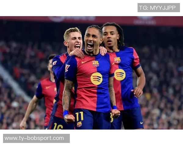 拉菲尼亚缺席巴萨今日训练确定无缘即将到来的国家德比